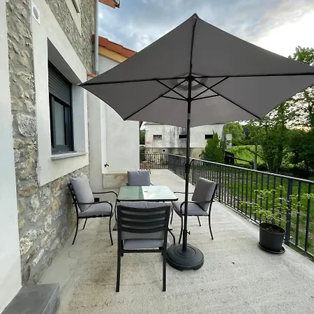 Jardin Pozobal Holiday home *