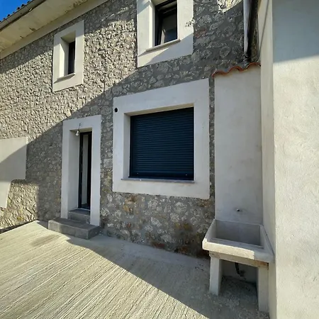 Jardin Pozobal Holiday home *